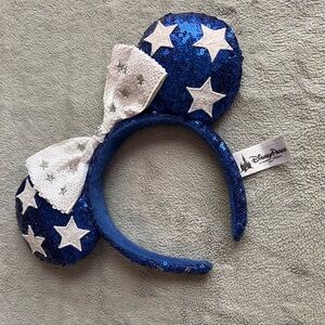 Disney Parks Minnie Mouse Mickey Ears Headband Sequin Stars Blue White Silver